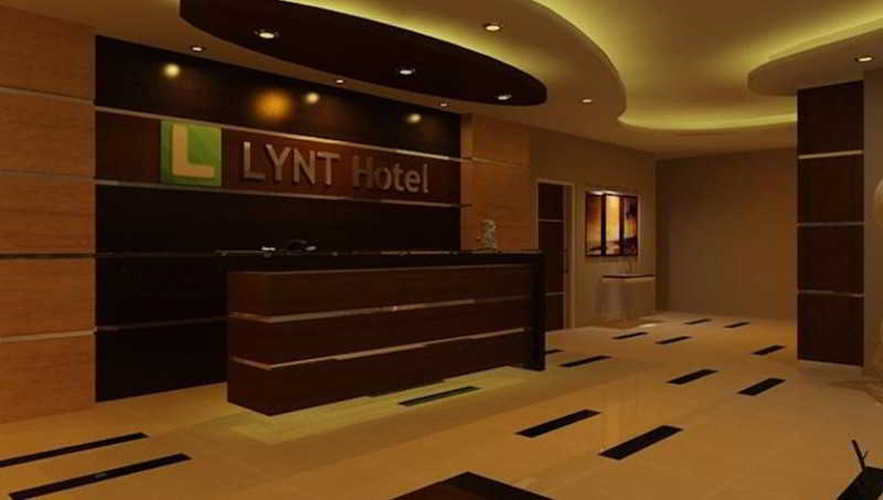 Lynt Hotel Yakarta Exterior foto